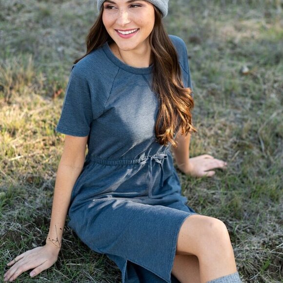 Evy's Tree The Carley Dress NWT Size Medium Navy Blue Stonewashed Fleece - Picture 8 of 12